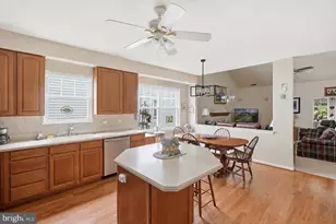 24 Lowell Dr, Marlton, NJ 08053 - Photo 9