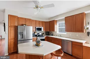 24 Lowell Dr, Marlton, NJ 08053 - Photo 11