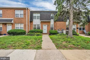 2036 Harbour Dr, Palmyra, NJ 08065 - Photo 1
