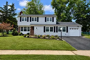 12 Longwood Dr, Burlington, NJ 08016 - Photo 1