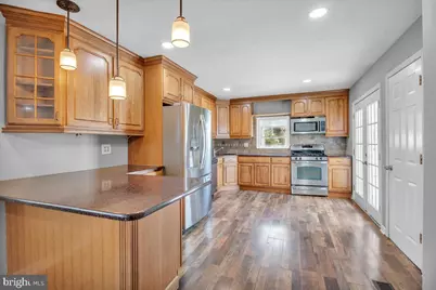 211 S Cedar Avenue, Maple Shade, NJ 08052 - Photo 13