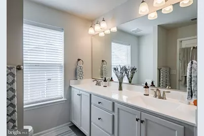 56 Rome Way, Mount Laurel, NJ 08054 - Photo 33