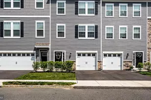 56 Rome Wy, Mount Laurel, NJ 08054 - Photo 3