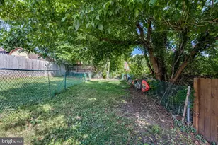 77 Mary St, Bordentown, NJ 08505 - Photo 27