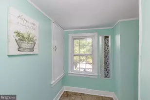 77 Mary St, Bordentown, NJ 08505 - Photo 21