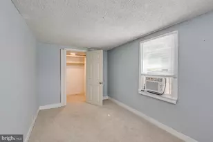 77 Mary St, Bordentown, NJ 08505 - Photo 23