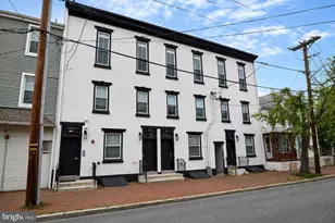 23 E Union St, Burlington, NJ 08016 - Photo 1