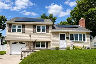153 Hawthorne Dr, Mount Holly, NJ 08060 - Photo 1