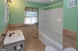 153 Hawthorne Dr, Mount Holly, NJ 08060 - Photo 21