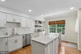100 Sandhurst Dr, Mount Laurel, NJ 08054 - Photo 15