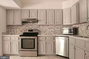 102 Hazelwood Ln, Marlton, NJ 08053 - Photo 9