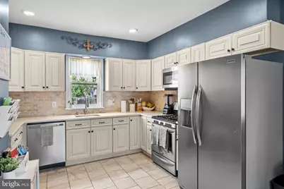 109 N Coles Avenue, Maple Shade, NJ 08052 - Photo 7