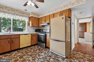 36 Neptune Ln, Willingboro, NJ 08046 - Photo 11