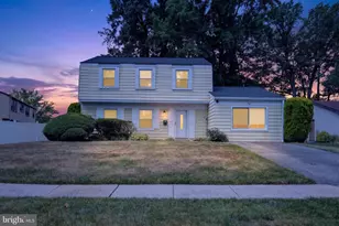 36 Neptune Ln, Willingboro, NJ 08046 - Photo 1