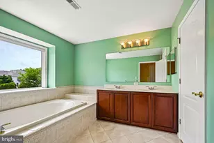 28 Castleton Ln, Moorestown, NJ 08057 - Photo 31