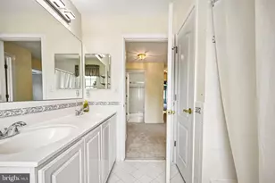 28 Castleton Ln, Moorestown, NJ 08057 - Photo 37