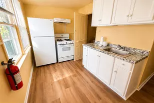 26 W Union St, Burlington, NJ 08016 - Photo 9