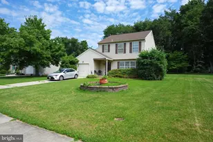 17 New Castle Ln, Willingboro, NJ 08046 - Photo 3