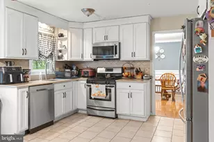 608 Ave D, Southampton, NJ 08088 - Photo 11