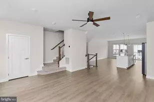 33 Peppermint Ln, Mount Laurel, NJ 08054 - Photo 11