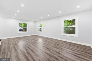 27 Parkside Cir, Willingboro, NJ 08046 - Photo 3