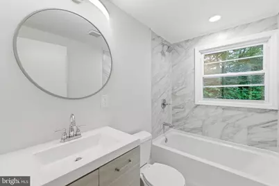 27 Parkside Circle, Willingboro, NJ 08046 - Photo 17