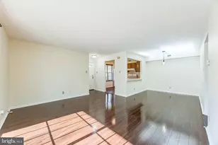 4305A Fenwick Ln, Mount Laurel, NJ 08054 - Photo 3