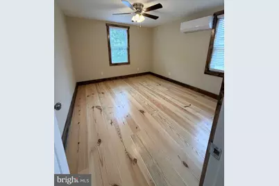 121 E Union Street, Burlington, NJ 08016 - Photo 19