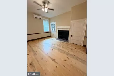 121 E Union Street, Burlington, NJ 08016 - Photo 3