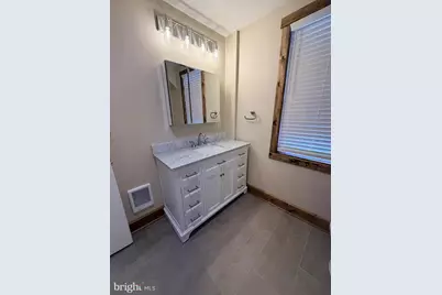 121 E Union Street, Burlington, NJ 08016 - Photo 23
