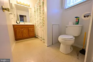 29 Florence Tollgate Pl, Burlington, NJ 08016 - Photo 11