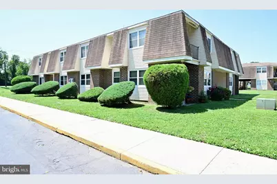 29 Florence Tollgate Place #8, Burlington, NJ 08016 - Photo 1