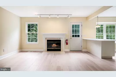 102 Sandhurst Drive, Mount Laurel, NJ 08054 - Photo 7
