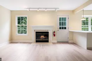 102 Sandhurst Dr, Mount Laurel, NJ 08054 - Photo 7