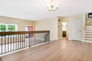 102 Sandhurst Dr, Mount Laurel, NJ 08054 - Photo 5