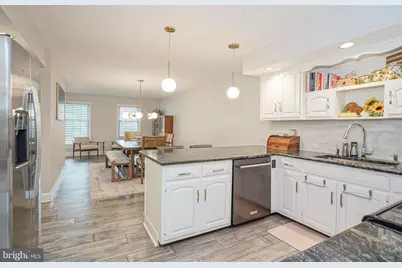 64 Foxwood Drive, Moorestown, NJ 08057 - Photo 15