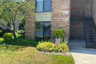 71 Sumac Ct, Mount Laurel, NJ 08054 - Photo 1