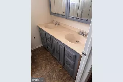 40 Florence Tollgate Place, Florence, NJ 08518 - Photo 11