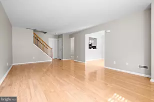 3906 Grenwich Ln, Mount Laurel, NJ 08054 - Photo 5