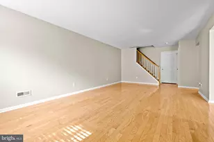 3906 Grenwich Ln, Mount Laurel, NJ 08054 - Photo 3