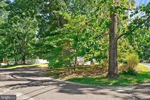 502 E Lakeshore Dr, Browns Mills, NJ 08015 - Photo 9