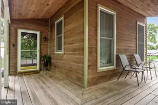 225 Van Kirk St, Beverly, NJ 08010 - Photo 3