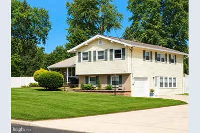 10 Wedgewood Drive, Cinnaminson, NJ 08077 - Photo 1