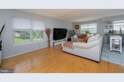 202 Ashby Court, Mount Laurel, NJ 08054 - Photo 3