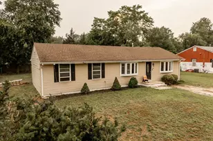 58 Holly Blvd, Southampton, NJ 08088 - Photo 3