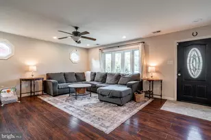 58 Holly Blvd, Southampton, NJ 08088 - Photo 5