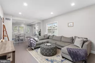 403 Carpenter St, Bordentown, NJ 08505 - Photo 7
