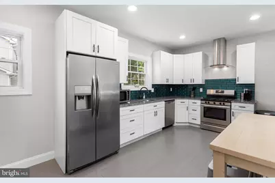 403 Carpenter Street, Bordentown, NJ 08505 - Photo 9