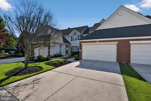 13 Grand Banks Cir, Evesham, NJ 08053 - Photo 3