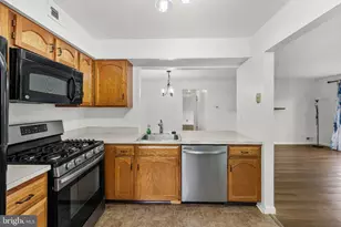 2101 Sedgefield Dr, Mount Laurel, NJ 08054 - Photo 13